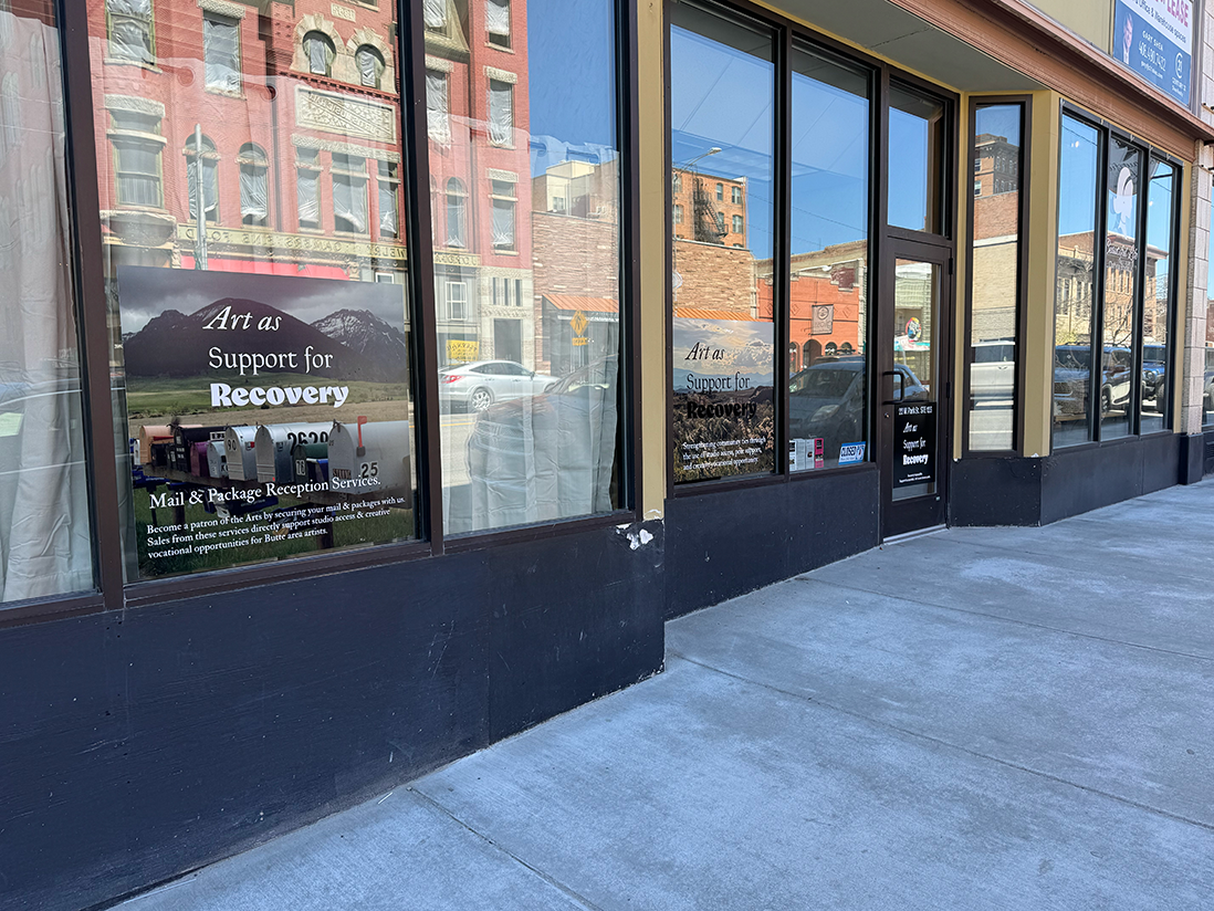 Outside view of Storefront on 22 West Park Street